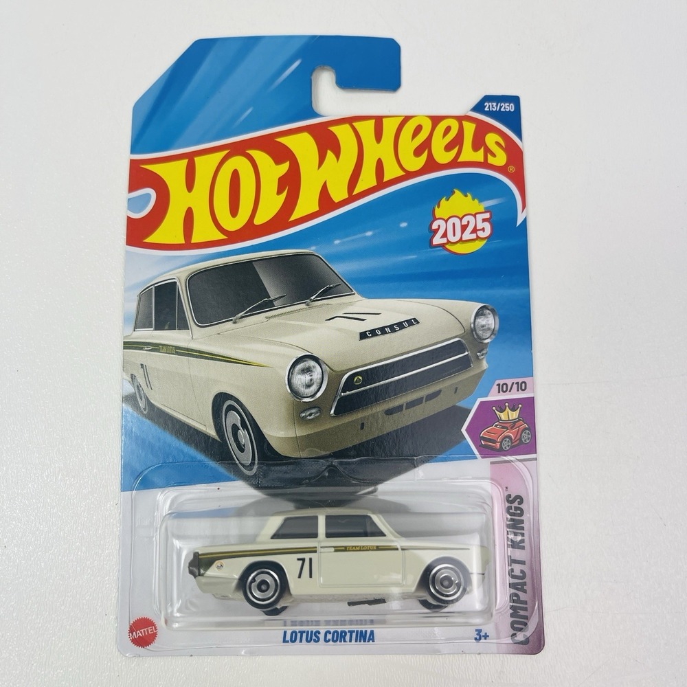 2025 Hot Wheels Lotus Cortina Compact Kings Series International 213/250 - Picture 1 of 5